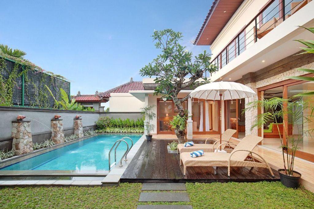 Kubu Gwk Villa Jimbaran  Bagian luar foto